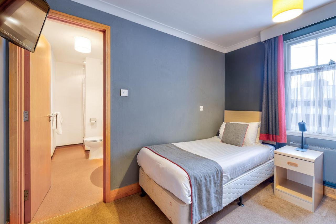 Hotel The Conference Centre And 3*